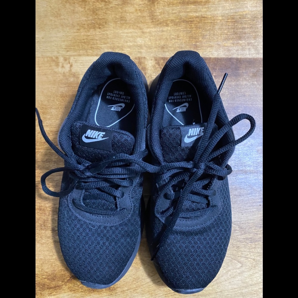 Nike Tanjun Women